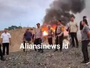Gercep Kepolisi Tutup 3 Hektare Tambang Emas Ilegal di Madina, Puluhan Mesin Disita.