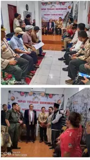 Polsek Cibinong Bersama Satkeholder Lainnya Juga FKUB Kab Bogor Memverifikasi Dilapangan Atas Keberadaan Gereja Pantekosta ( PGDl ) Jemaaat Di Indonesia.