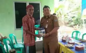 Pemanfaatan Dana DAU di Kelurahan Rahmah: Lansia dan Ibu Hamil Terima Bantuan Susu