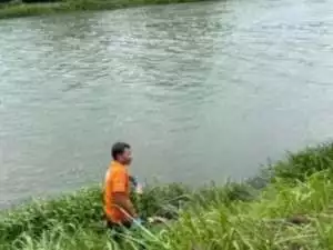 Penemuan Mayat Seorang Pria Tanpa Identitas di Ciampel Karawang.