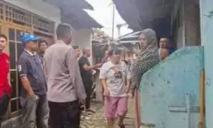 Sinergitas TNI-POLRI Wilayah Hukum Polsek Klapanunggal Giat Cooling Sistem Sambang Warga Desa Kembang kuning Sampaikan Himbauan Dan Ajak Jaga Kamtibmas mqs.