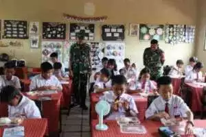 Dandim 1016/Plk Meninjau Langsung Makan Bergizi Gratis