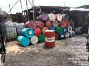 DLH Kota Tangerang Segel Perusahaan Nakal yang Kelola Sampah B3 di Uwung Jaya