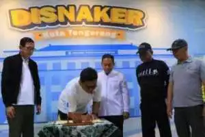 Dr. Nurdin Tandatangani MoU Program OJT. Pencaker Dilatih dan Disalurkan Untuk Bekerja di Perusahaan.