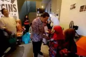 Di Moment Isra Mi''raj Kepedulian PJ Nurdin Memberikan Santunan kepada Anak-anak Yatim 