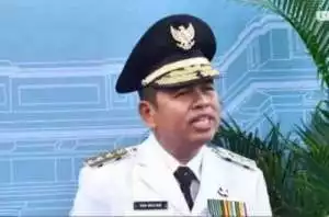 Melawan SE Gubernur tentang Study Tour, Dedi Mulyadi Pecat Kepsek SMAN 6 Depok