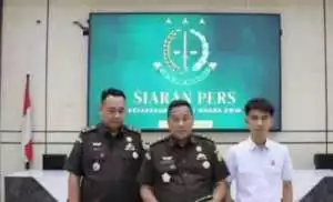 Lembaga Aliansi Indonesia wilayah Sumbagsel meminta Kejari Muara Enim usut tuntas para pihak terkait kasus korupsi kades petanang