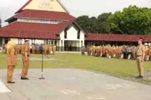 Bupati Tangerang Moch Maesyal Rasyid Pimpin Apel Perdana