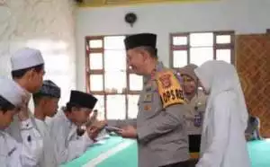 Sinergitas Wilayah Hukum Polsek Ciawi Polres Bogor Giat Cooling Sistem Sambang Tokoh Pemuda Ajak Jaga Kondusifitas Cegah Gangguan Kamtibmas Dibulan Suci Ramadhan 1446 H.