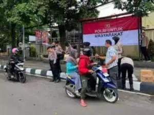 Sinergitas TNI Polri Bersama Kepala Desa BPD,Kadus,RW,RT Dan Pemuda Karang Taruna Wilayah Hukum Polsek Ciampea, Rapat Kamtibmas Terkait Selama Bulan Suci Ramadhan Sampai Hari Raya Idul Fitri 1446 H Kedepannya.