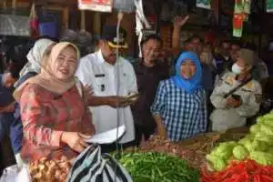 Dinas Perikanan Sukabumi Pastikan Ketersediaan Ikan Selama Ramadan dan Idul Fitri 2025