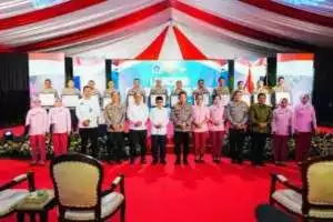 Dukung Program Makan Bergizi Gratis, Kapolri Resmikan Operasional SPPG Polri.