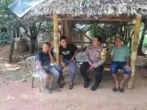 Bhabinkamtibmas Wilayah Hukum Polsek Parungpanjang Giat Cooling Sistem Parroli Sambang Beri Himbauan Ajak Jaga Kondusifitas Cegah Kriminalitas Dibulan Suci Ramadhan 1446 H.
