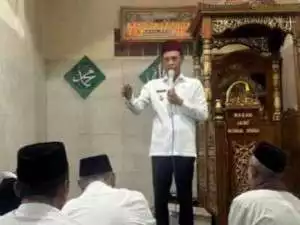 Kapolres Bogor Dan Jajaran Bersama Bupati Kabupaten Bogor  Sidak Pabrik Minyak Goreng, Ungkap Praktik Pengemasan Ulang Minyakkita Ada Pengurangan Isi Takaran Dalam Kemasan Pouch.