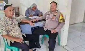 Bhabinkamtibmas Wilayah Hukum Polsek Parungpanjang Giat Cooling Sistem Patroli Sambang Warga Desa Paruungpanjang Beri Himbauan Ajak Jaga Kondusifitas Cegah Gangguan Kamtibmas. 