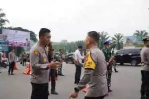 Polres Bogor Bersama Stakeholder Terkait Dihadiri Bupati Kabupaten Bogor, Laksanakan Apel Siaga Angkutan Lebaran 2025 Serta Pengecekan Armada Bis Medal Jaya Dinas Perhubungan Kabupaten Bogor.