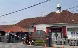Tahanan kabur, Kalapas Pemuda Tangerang di Ganti