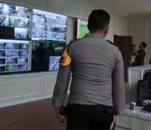 Bhabinkamtibmas Wilayah Hukum Polsek Parungpanjang Patroli Sambang Beri Himbauan Ajak Jaga Kondusifitas Cegh Gangguan Kamtibmas.