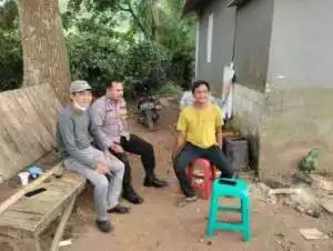 Bhabinkamtibmas Wilayah Hukum Polsek Parungpanjang Patroli Sambang Beri Himbauan Ajak Jaga Kondusifitas Cegh Gangguan Kamtibmas.