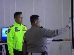Antisipasi Lonjakan Kemacetan, Kapolres Bogor Tinjau Lalu Lintas Via CCTV Puncak Gadog.