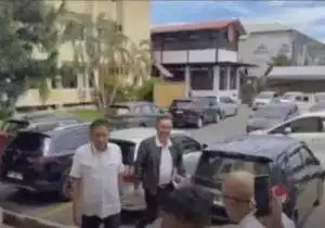 Usai Kantornya Digeledah KPK, Khofifah: yang Paham Detail Dana Hibah hanya Sekdaprov dan Bappeda