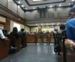 Bhabinkamtibmas Wilayah Polsek Cijeruk Giat Silahturahmi Beri Himbauan Ajak Jaga Kondusifitas Cegah Gangguan Kamtibmas.