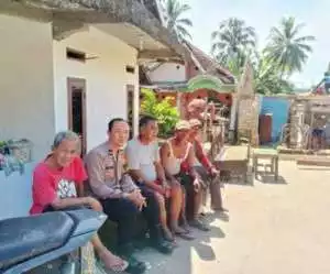 Bhabinkamtibmas Polsek Ciampea Polres Bogor Polda Jabar, Melaksanakan Sambang Warga