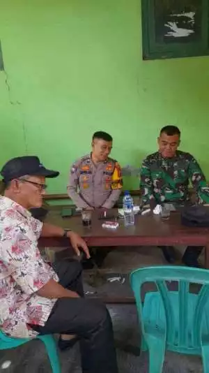 Polsek Jonggol Sinergitas TNI-POLRI Dalam Kegiatan Sambang Warga.