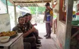 Polsek Parung Panjang Polres Bogor Polda Jabar Sambang Dan Beri Himbauan Kamtibmas Kepada Warga.
