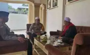 Kapolsek Ciawi bersama Kanit Binmas Anjangsana Kamtibmas Kepada Tokoh Agama Pimpinan Majelis Burdah Miftahusalamah & Pimpinan Majlis Jasatul Mustofa Wilayah Desa Banjarsari