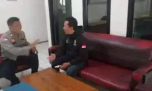Polsek CSR Sambang Para Warga Desa Cibeureum menciptakan Kamtibmas dan masyarakat.