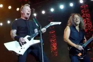 8 Sifat Unik Penggemar Musik Tahun 80-an dan 90-an