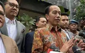 Abraham Samad Minta Jokowi Cabut Laporan terkait Tudingan Ijazah Palsu, FIS: Logika Aneh dan Dangkal