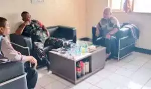TNI-POLRI Polsek Cijeruk Kunjungi Warga Binaan Berikan Pesan Kamtibmas.