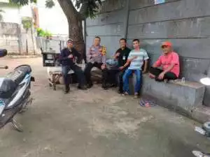 Jalin Silahturahmi, Bhabinkamtibmas Desa Cikeas Udik Polsek Gunung Putri Laksanakan Sambang Warga.