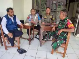 TNI-POLRI, Bhabinkamtibmas Polsek Cijeruk dan Bhabinsa Bersama- Sama Sambangi Warga Binaan.