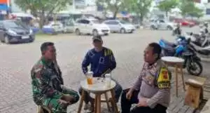 Bhabinkamtibmas Wilayah Hukum Polsek Parungpanjang Silaturahmi Dengan Warga Berikan Pesan Kamtibmas.
