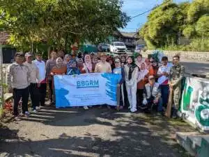 Bhabinkamtibmas Polsek Cisarua Sambangi Pos Kamling, Wujud Kepedulian Ciptakan Kamtibmas Kondusif.
