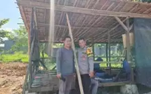 Bhabinkamtibmas Dan Babinsa Melaksanakan Giat Anjangsana Warga Sampaikan Pesan Harkamtibmas.