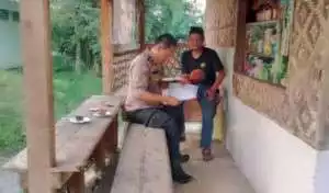 Bhabinkamtibmas Polsek Leuwiliang Sambangi Warga, Pererat Kedekatan Dengan Warga Binaan dan Jaga Harkamtibmas.