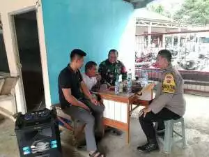 Bhabinkamtibmas Polsek Ciawi Polres Bogor Ajak Warga Desa Banjarwangi Tingkatkan Kewaspadaan Kamtibmas.