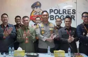 Awak Media Aliansinews Kunjungan Silaturahmi ke Polsek Cibungbulang.