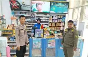 Polsek Cariu Gencarkan Patroli Samapta Siang, Pastikan Lingkungan Aman dan Tertib.