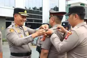 Sebanyak 98 Personel Polres Bogor Naik Pangkat, Kapolres Pimpin Langsung Upacara Kenaikan Pangkat TMT 1 Juli 2025.
