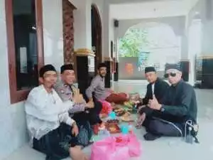 Bhabinkamtibmas Parung Dekatkan Diri ke Warga, Tekankan Waspada Tawuran dan Bahaya Narkoba.