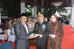 Pemkab Sukabumi Perkuat Legalitas Usaha Petambak Garam di Tegalbuleud
