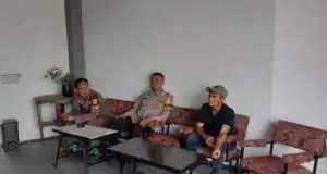 Bhabinkamtibmas Polsek Cijeruk Sambangi Warga Desa Pasir Jaya, Perkuat Deteksi Dini dan Kedekatan dengan Masyarakat.