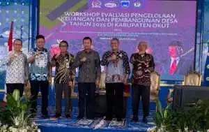 Bupati OKU Timur Buka Workshop Evaluasi Keuangan dan Pembangunan Desa