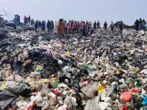 1 Orang Tewas Mengenaskan. Di TPAS Galuga Bogor pagi Tadi
