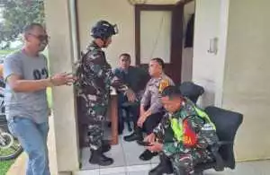 Bhabinkamtibmas Polsek Caringin Bersama Babinsa Gelar Sambang Kamtibmas di Muara Jaya